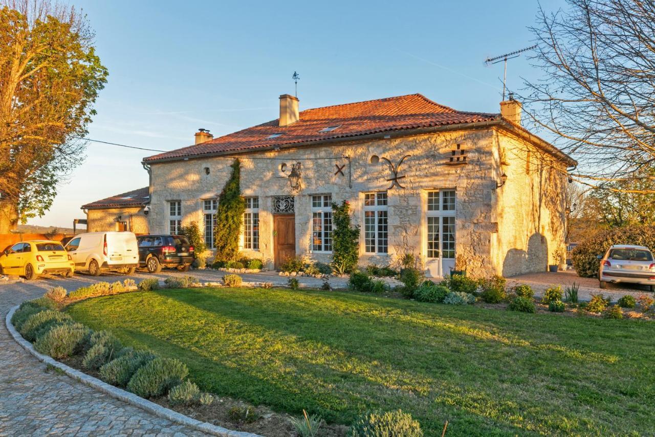 Bed and Breakfast Domaine de Rambeau Castelmoron-sur-Lot Exterior foto